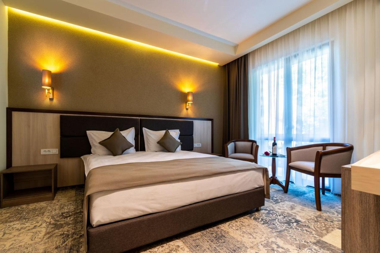 Hotel Izvoare Caciulata Călimăneşti Exterior foto